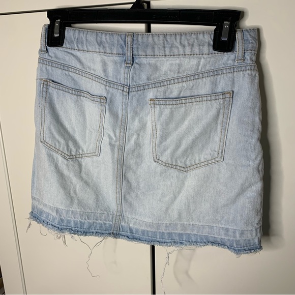 Forever 21 Girls Light Denim Mini Skirt - Picture 8 of 12